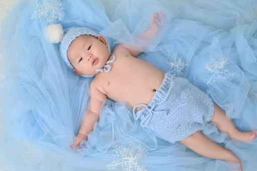 高安宝宝要不要穿袜子